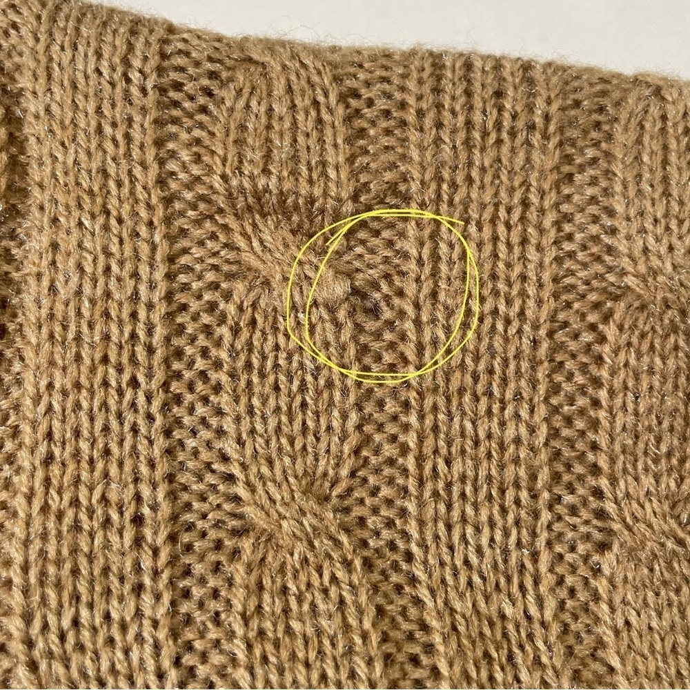 VTG cable knit v neck sweater medium - Picture 10 of 10